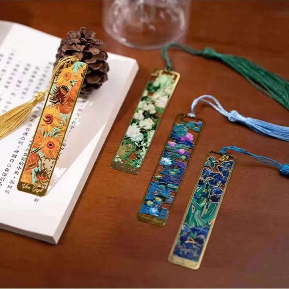 Exquisite Hollow Flower Metal Bookmarks - Set of 4, Perfect Gift for Students