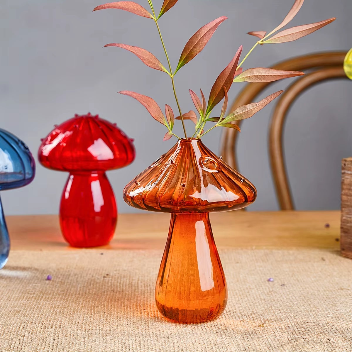 Vibrant Mushroom Hydroponic Glass Vase - Stylish Aromatherapy Decor for Living Room & Dining Table