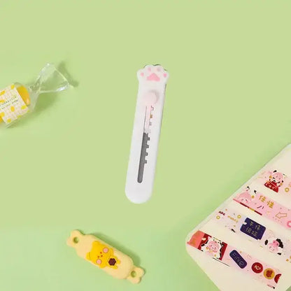 Adorable Cat Claw Mini Paper Cutter & Parcel Opener